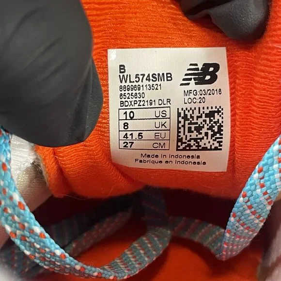 New Balance 574 Women’s Size US 10 B Blue Orange Shoe Sneaker Athletic WL574SMB - Picture 16 of 16